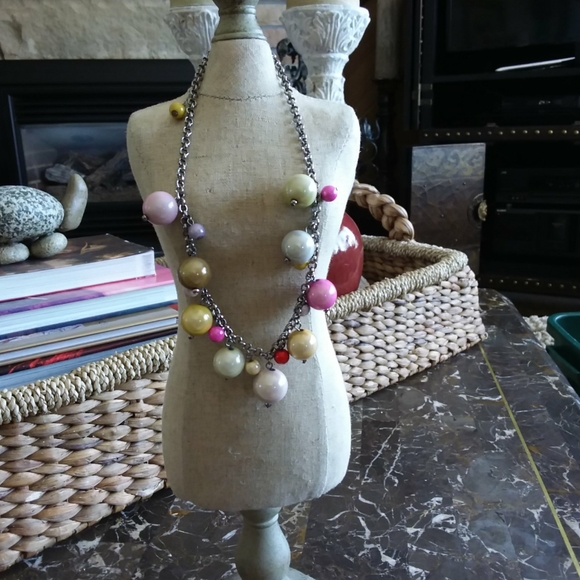 SOLD SPECTACULAR Stella and Dot neclace. Wore once. - Picture 6 of 7